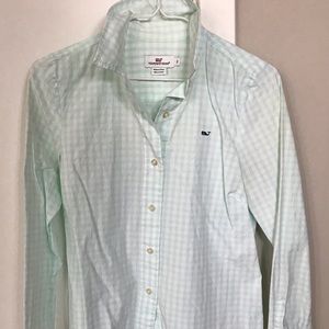 Women’s aqua vineyard vines button down